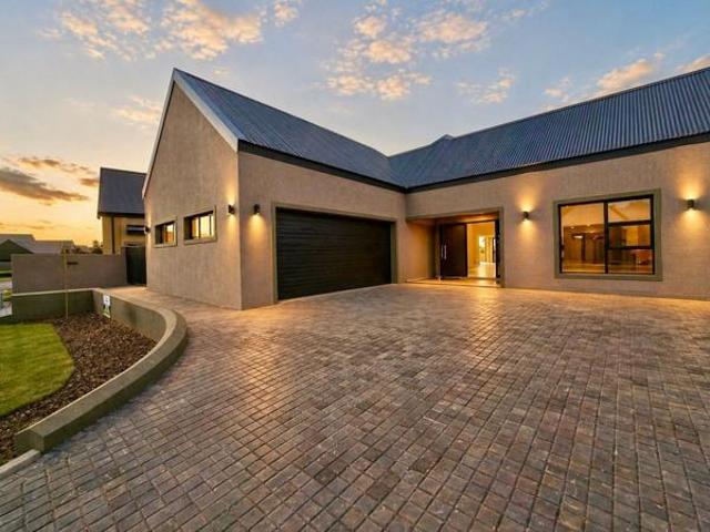 House for sale in Oranjeville, Free State