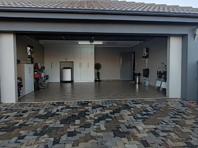 House for rent in Akasia, Gauteng