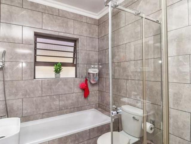 House for sale in Cape Town, Western Cape