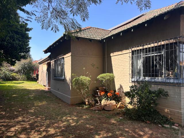 House for sale in Vosloorus, Gauteng