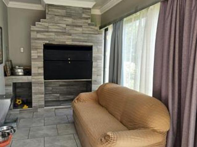 House for sale in Frances Baard, Northern Cape