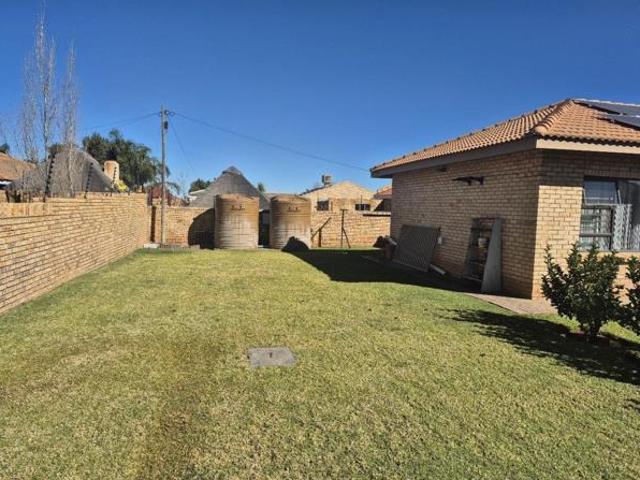 House for sale in Frances Baard, Northern Cape