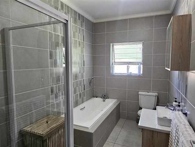 House for sale in Frances Baard, Northern Cape