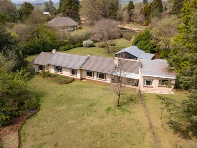 House for sale in Drakensberg, Okhahlamba Local Municipality