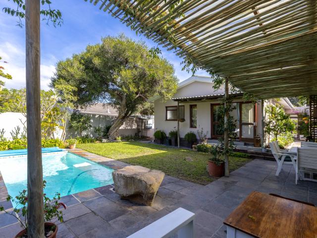 House for sale in Hout Bay, Western Cape