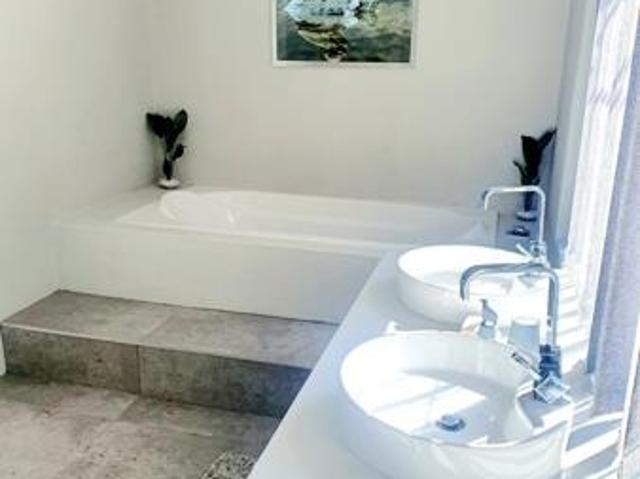 House for rent in Cape Town, Western Cape