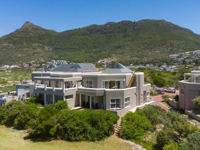 House for sale in Cape Town, Western Cape
