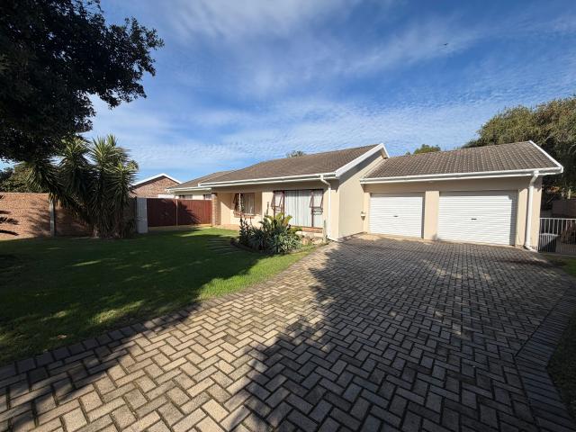 House for sale in Cape St Francis, Eastern Cape