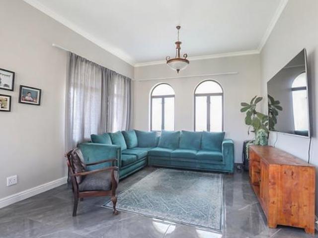 House for rent in North West