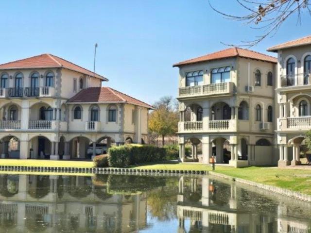 House for sale in Ifafi, Hartbeespoort Dam Nature Reserve