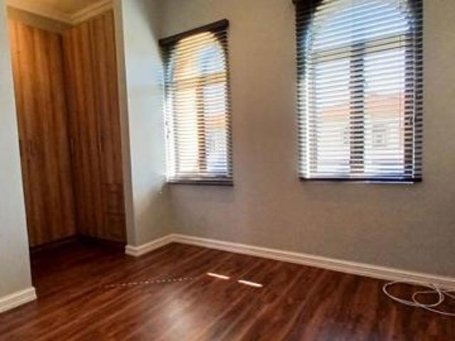 House for rent in North West
