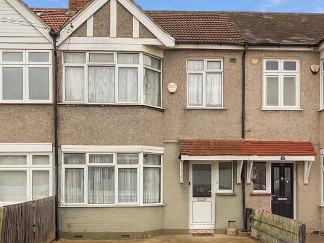 House for rent in London Borough of Redbridge, Greater London