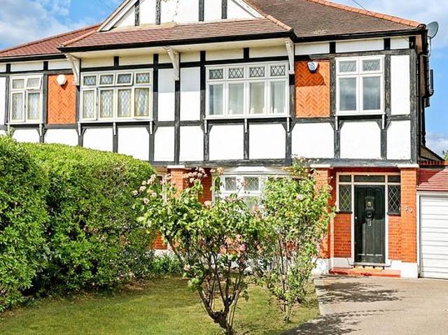 House for rent in Clayhall, Greater London