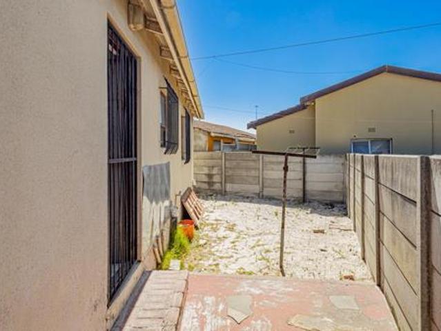 House for sale in Cape Town, Western Cape