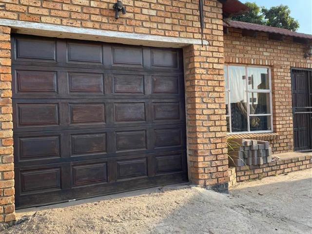 House for sale in Vosloorus, Gauteng