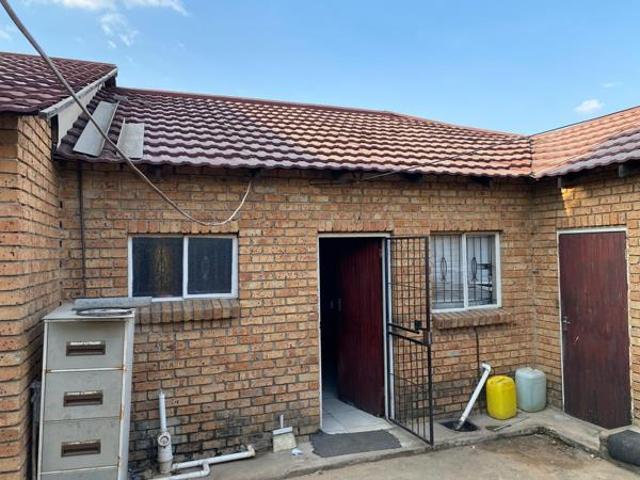 House for sale in Vosloorus, Gauteng