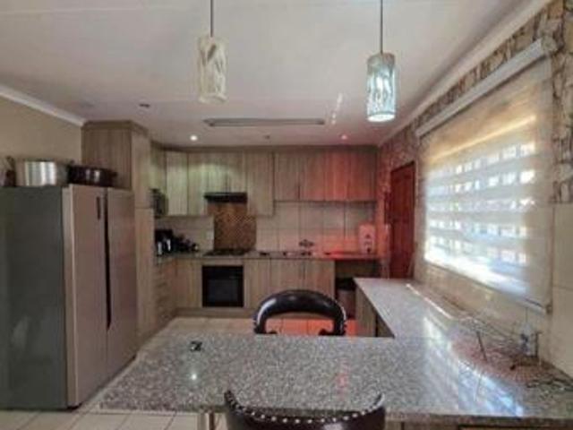 House for sale in eMalahleni, Emalahleni Local Municipality
