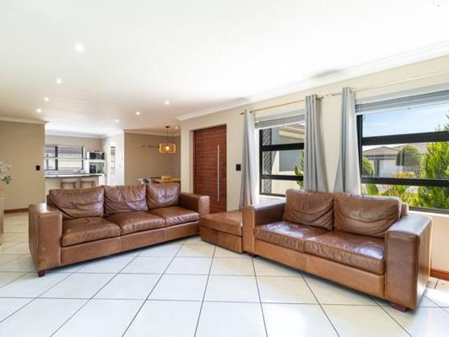 House for sale in Cape Town, Western Cape