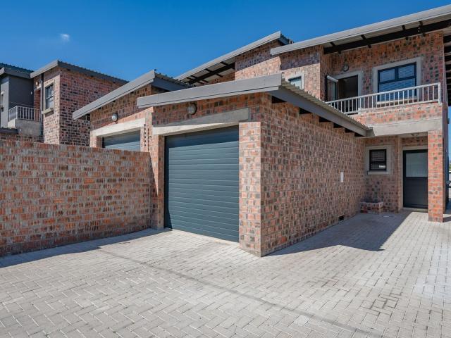 House for sale in Stellenbosch, Stellenbosch Local Municipality