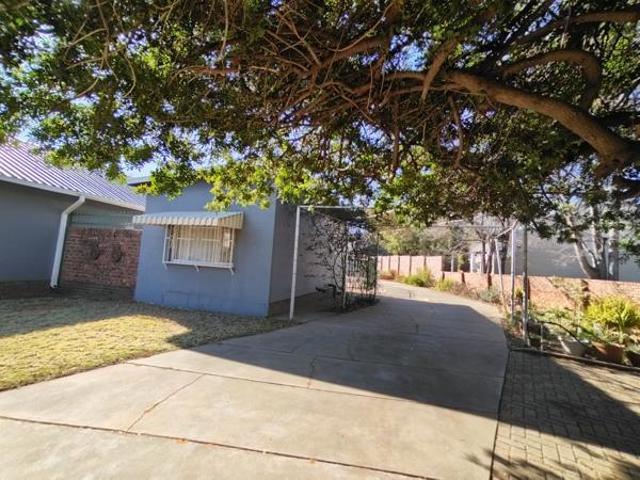 House for sale in Frances Baard, Northern Cape