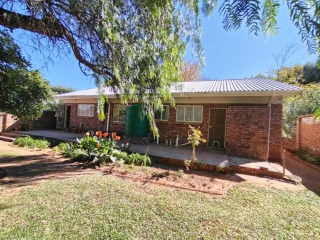 House for sale in Frances Baard, Northern Cape