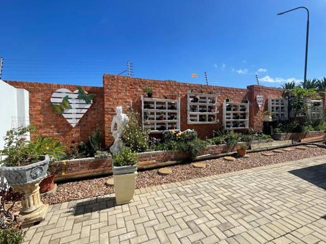 House for sale in Cape St Francis, Eastern Cape