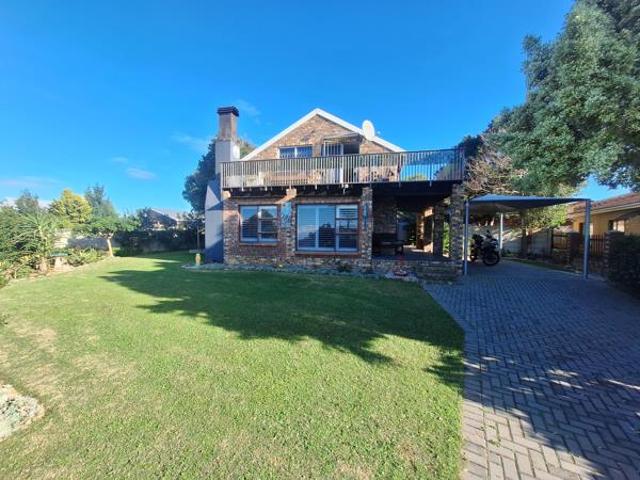 House for sale in Cape St Francis, Eastern Cape