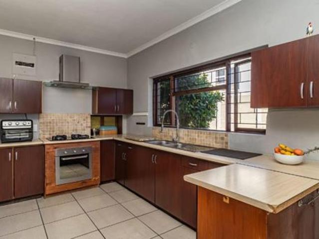 House for sale in Cape Town, Western Cape
