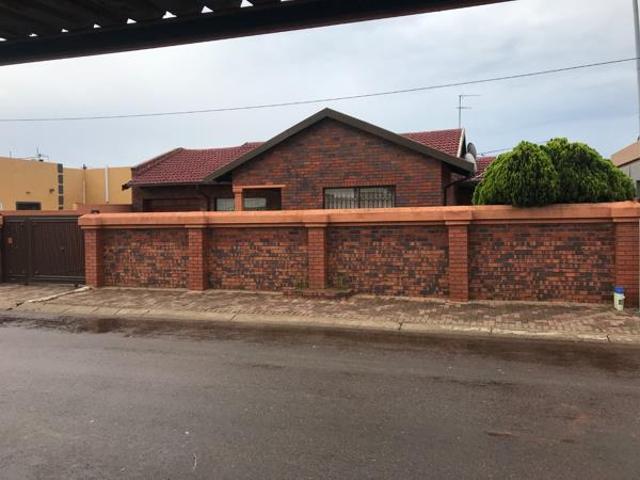 House for sale in Westonaria, Gauteng