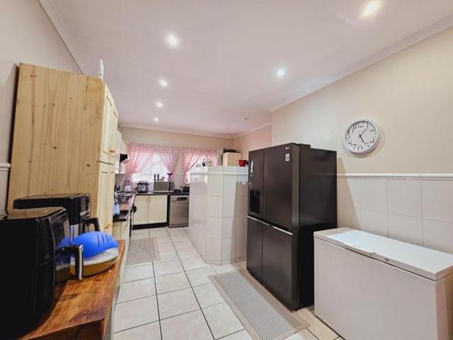House for sale in Dr Kenneth Kaunda, North West