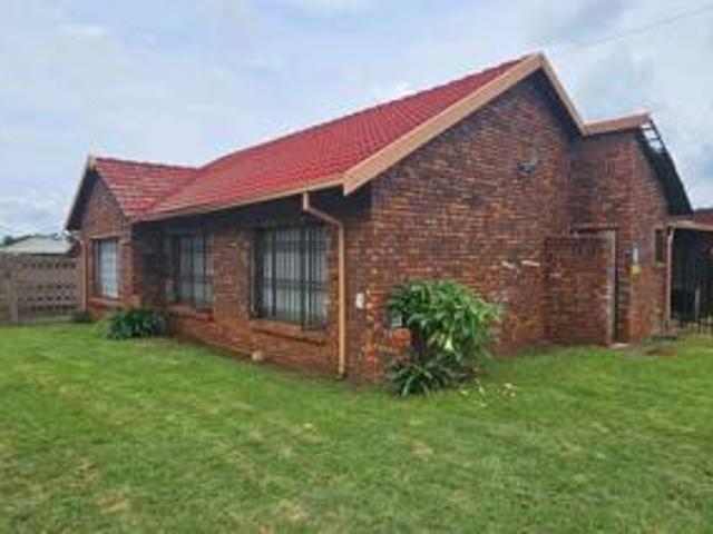 House for sale in Akasia, Gauteng