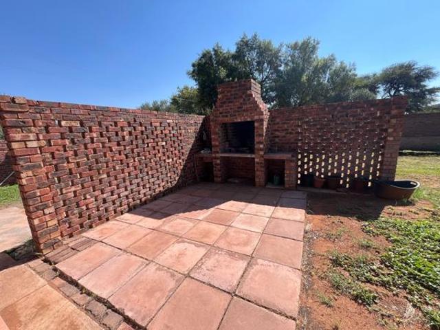 House for sale in Kgalagadi, Northern Cape