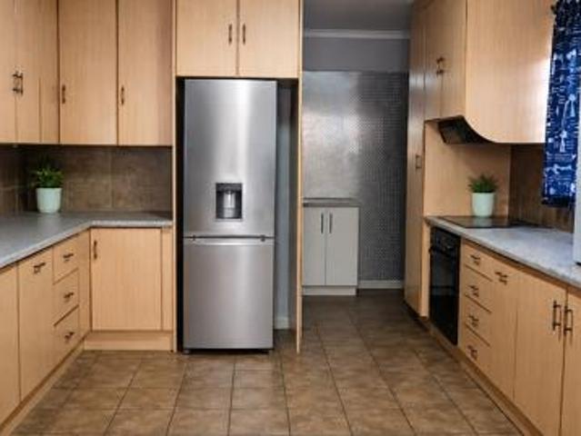 House for sale in Kgalagadi, Northern Cape