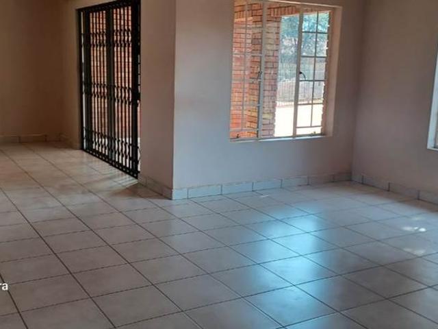 House for sale in Kgalagadi, Northern Cape