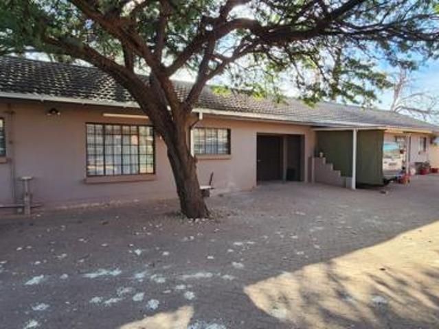 House for sale in Kgalagadi, Northern Cape