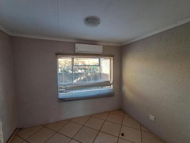 House for sale in Kgalagadi, Northern Cape