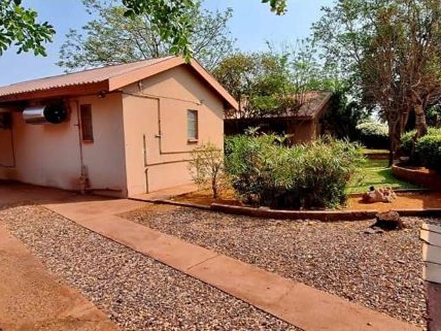 House for sale in Kgalagadi, Northern Cape