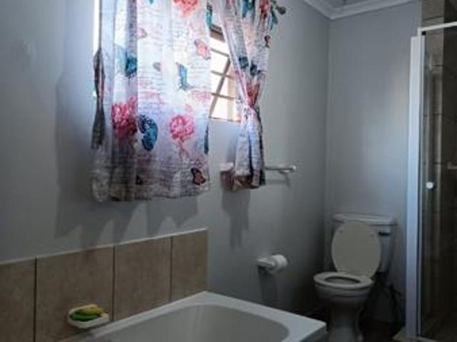 House for sale in Kgalagadi, Northern Cape