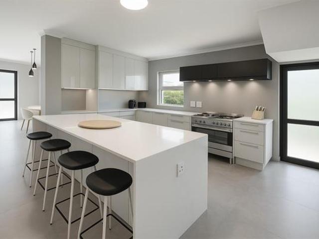 House for sale in Cape Town, Western Cape