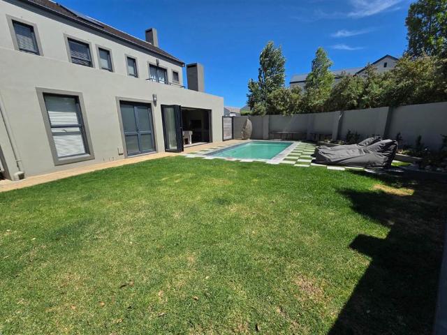 House for sale in Cape Town, Western Cape