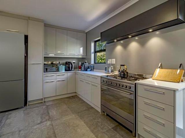 House for sale in Cape Town, Western Cape