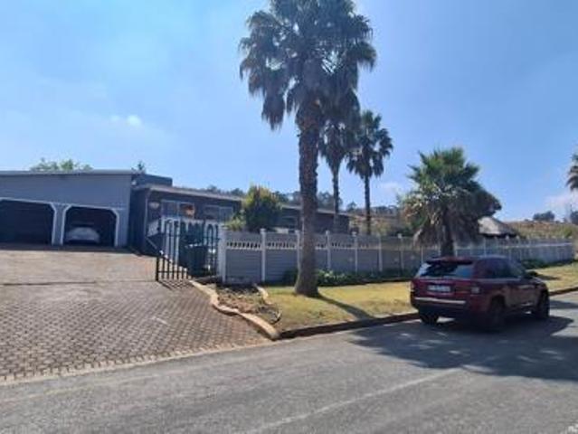 House for sale in West Rand Garden estates, Westonaria Local Municipality
