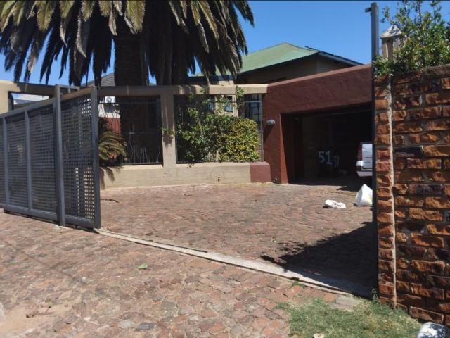 House for sale in Johannesburg, City of Johannesburg Metropolitan Municipality