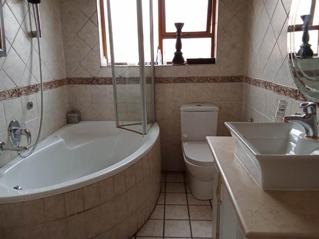 House for sale in Vosloorus, Gauteng