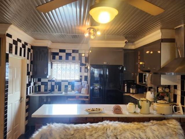 House for sale in Cape Town, Western Cape