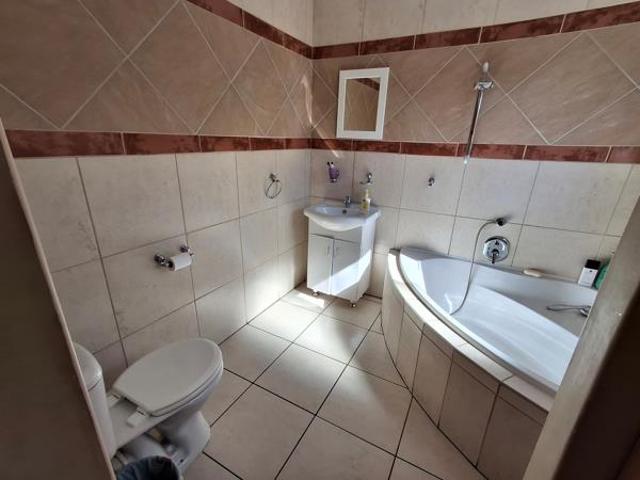 House for sale in Frances Baard, Northern Cape