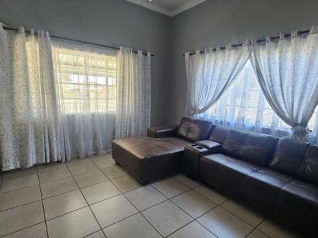 House for sale in Frances Baard, Northern Cape