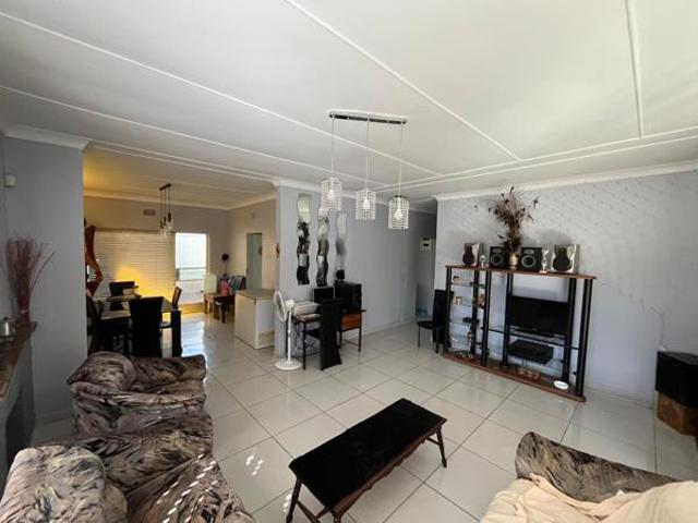 House for sale in Frances Baard, Northern Cape