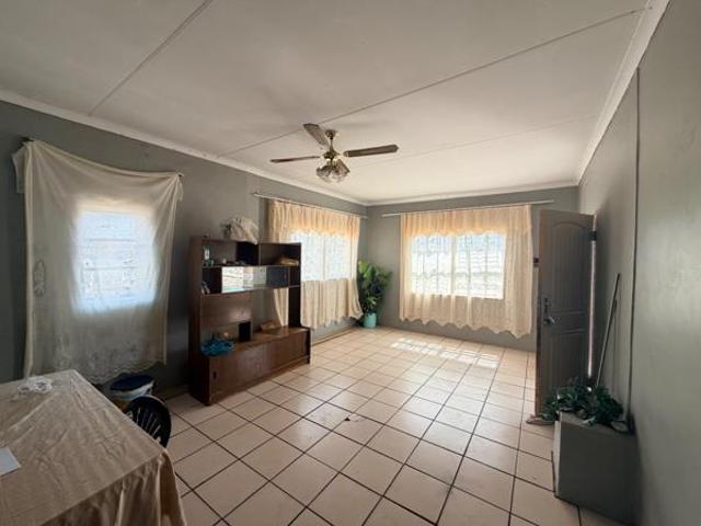 House for sale in Kimberley, Frances Baard District Municipality