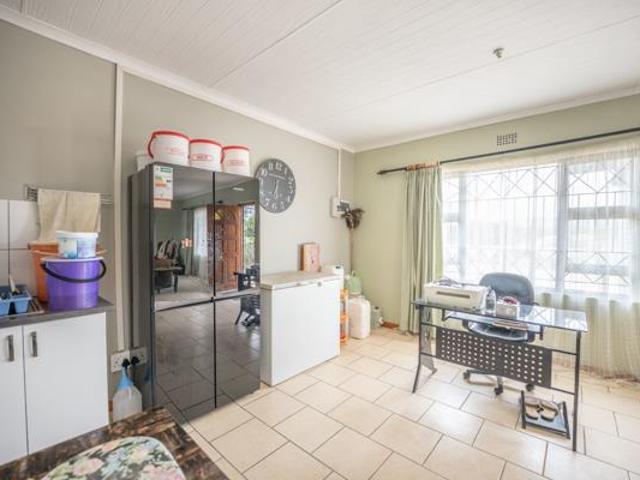 House for sale in Makhanda, Makana Local Municipality